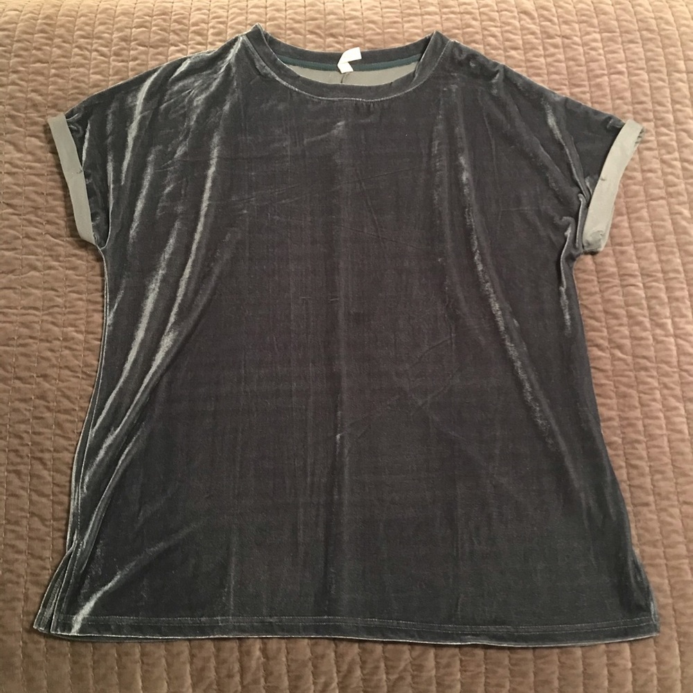 Velvet tee